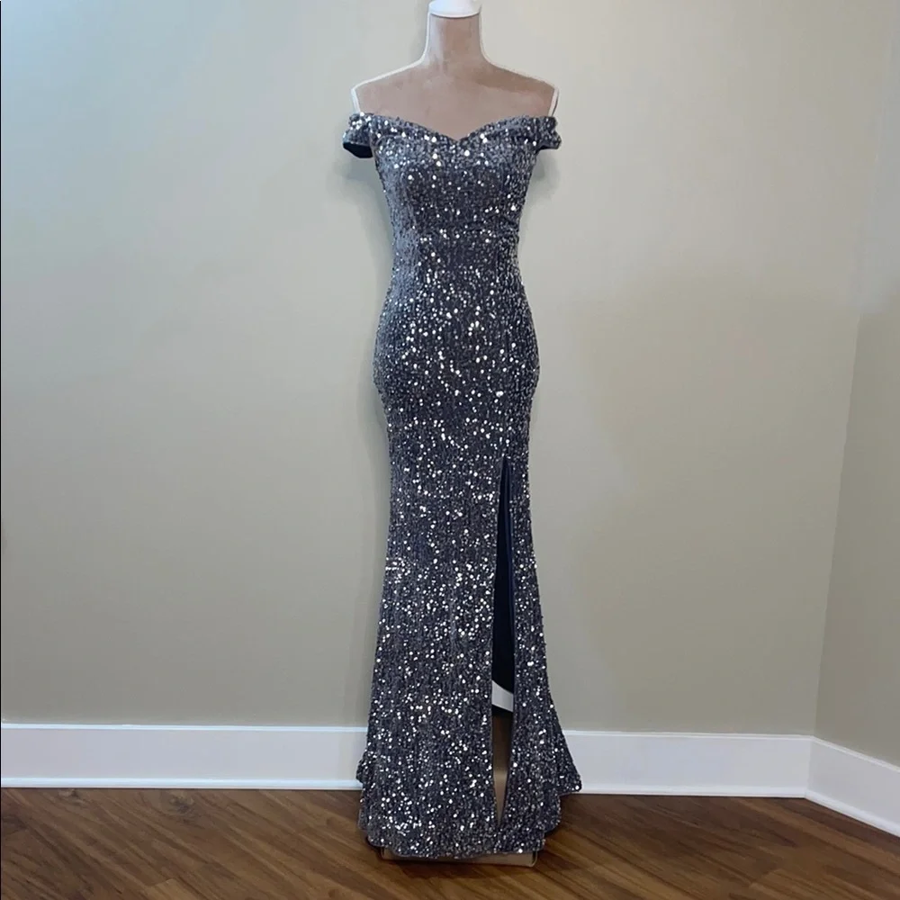 Faeriesty Gray Sequin Embellished Off-Shoulder Women’s Gown Size XS NWT - Picture 2 of 14